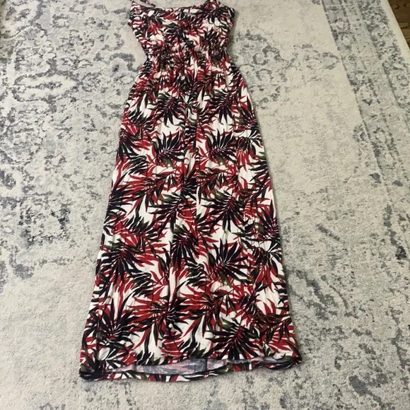 All in Favor Dresses | All in Favor Palm Print Maxi Dress Size M | Color: Black/Red | Size: M | Trabray's Closet